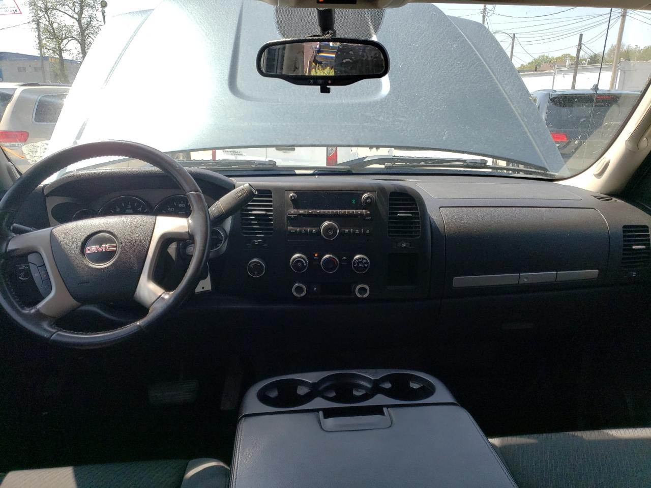 Photo 9 from auction – 2009 GMC SIERRA K15 with VIN 3GTEK23369G192129