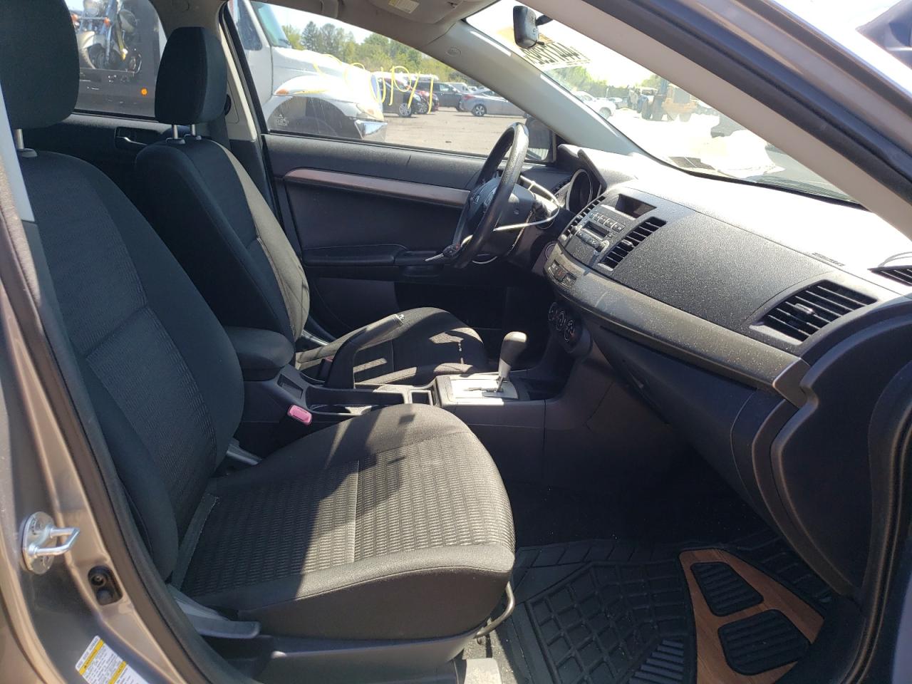 Photo 5 from auction – 2013 MITSUBISHI LANCER ES/ with VIN JA32X2HU1DU010217