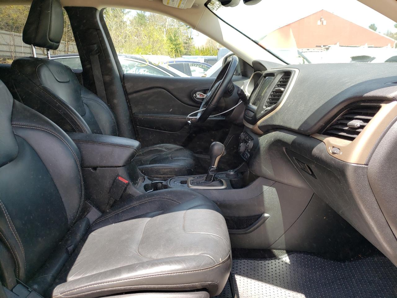 Zdjęcie 5 z aukcji – 2016 JEEP CHEROKEE L z VIN 1C4PJMDS6GW152564