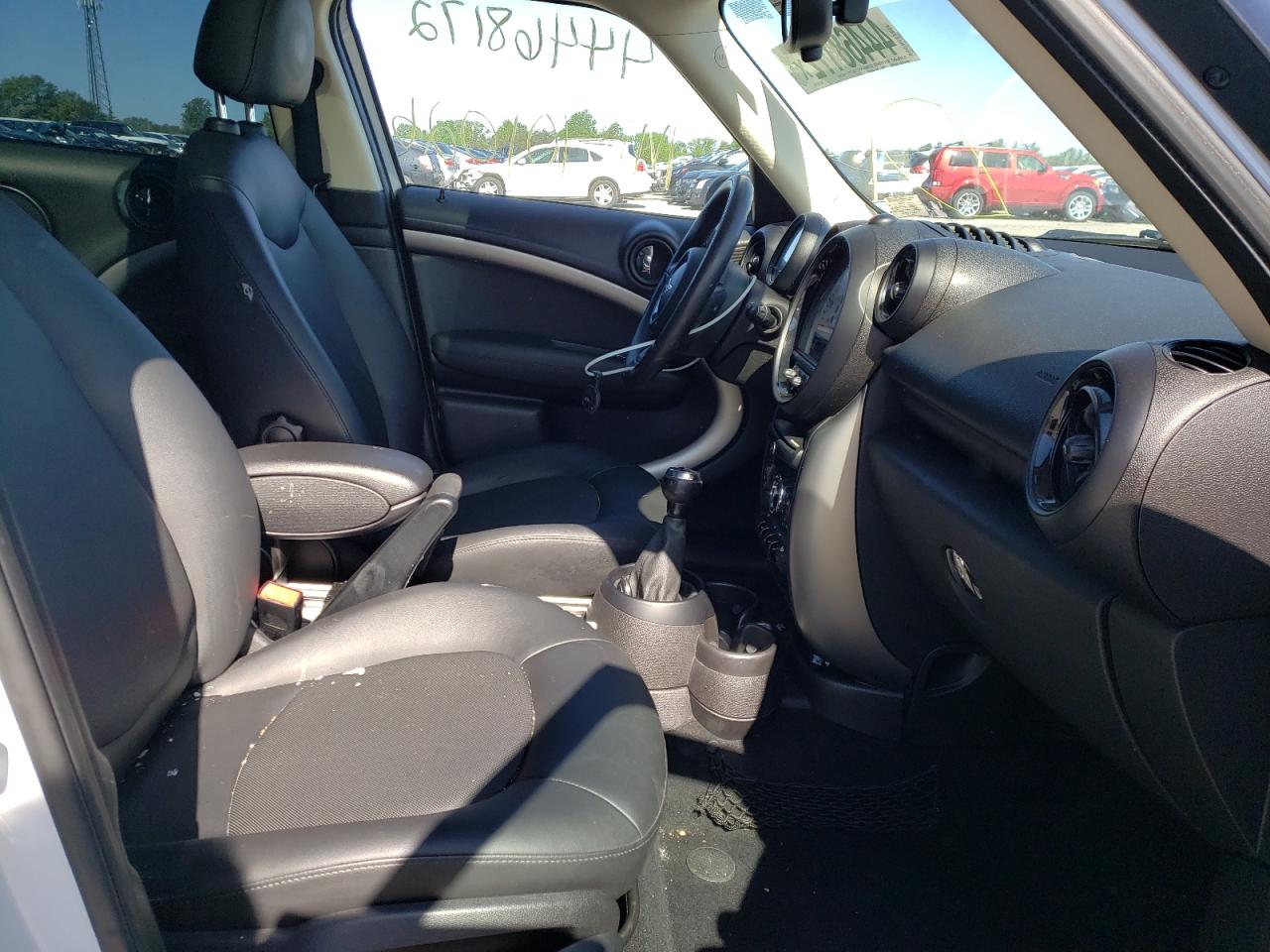 Photo 5 from auction – 2014 MINI COOPER COU with VIN WMWZB3C58EWM32105