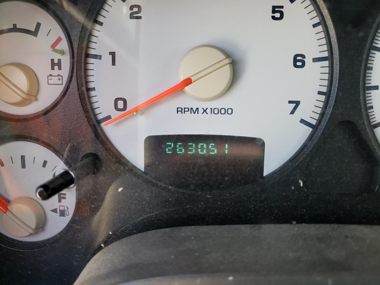 Photo 8 from auction – 2002 DODGE RAM 1500 with VIN 1D7HA16K72J232340