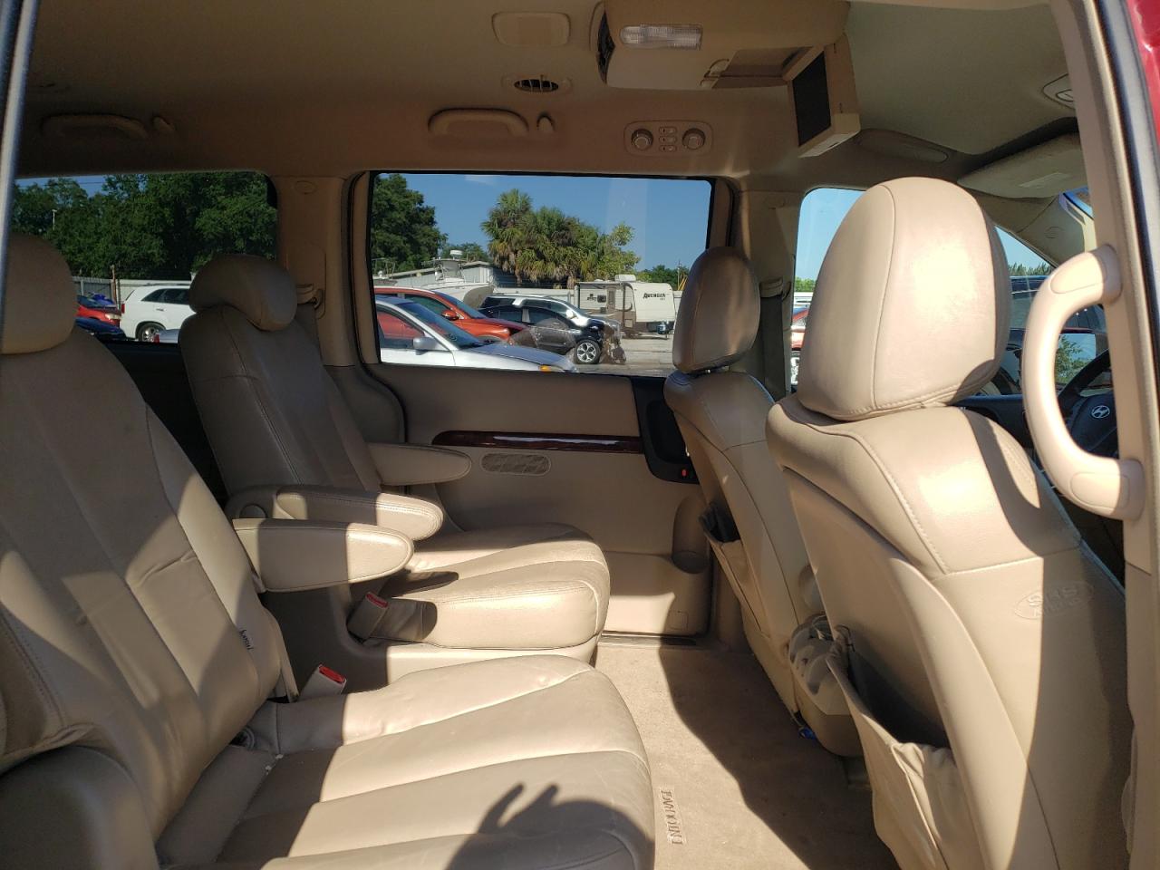 Фото 6 с аукциона – 2007 HYUNDAI ENTOURAGE с VIN KNDMC233376017148