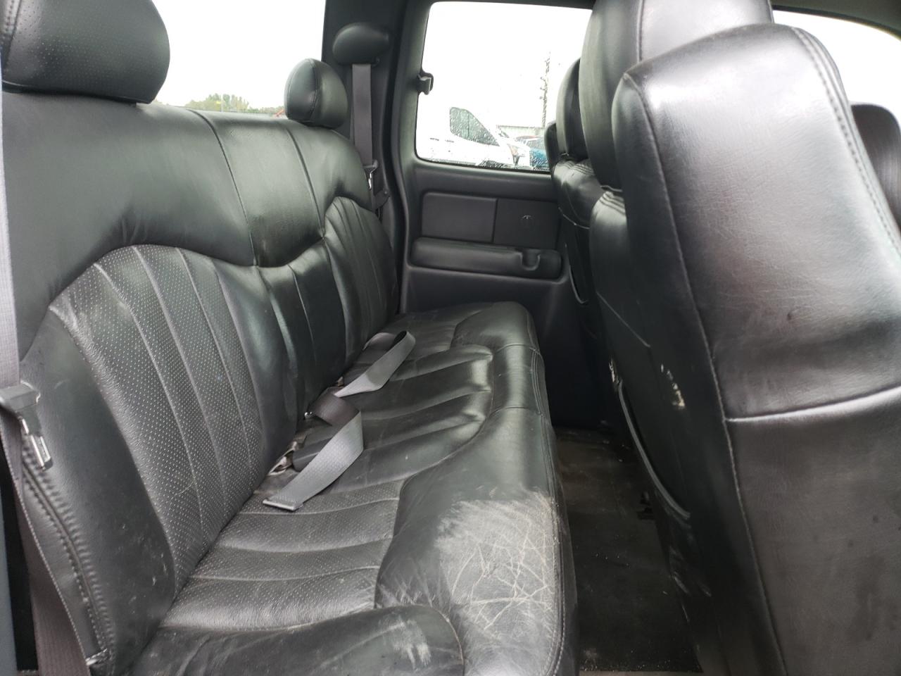 Photo 6 from auction – 2000 CHEVROLET SILVERADO with VIN 2GCEC19T8Y1310736