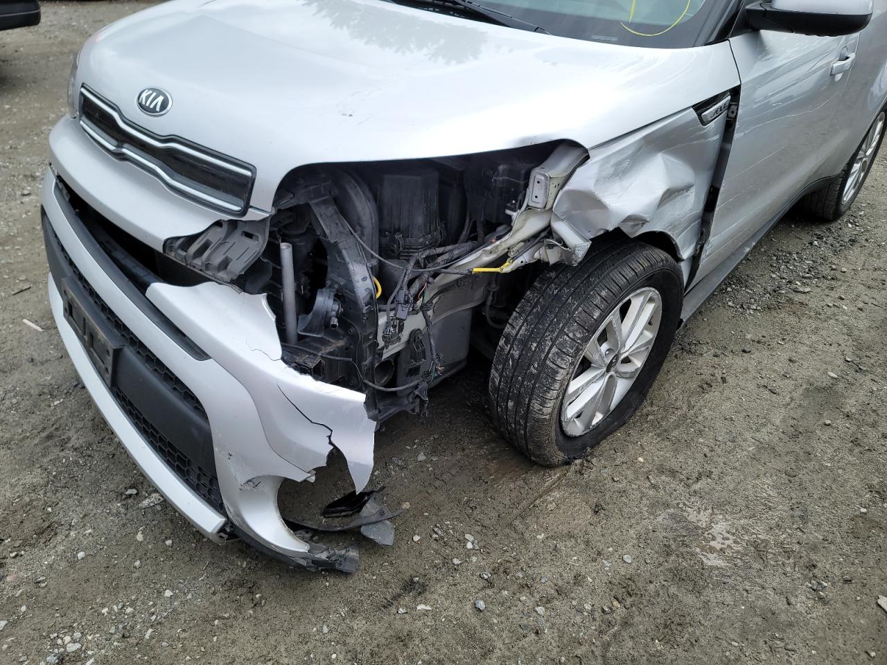 Photo 9 from auction – 2017 KIA SOUL + with VIN KNDJP3A5XH7473287