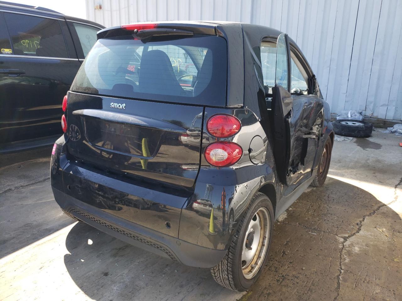 Photo 4 from auction – 2013 SMART FORTWO PUR with VIN WMEEJ3BA7DK671851