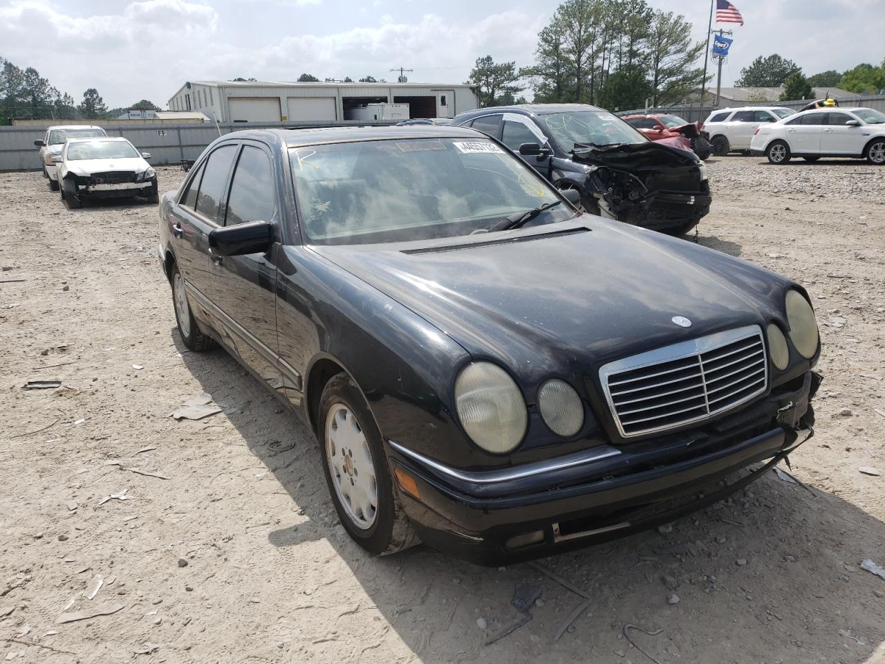 MERCEDES-BENZ E 320 1998 with VIN WDBJF65F1WA465049 - Photo from auction