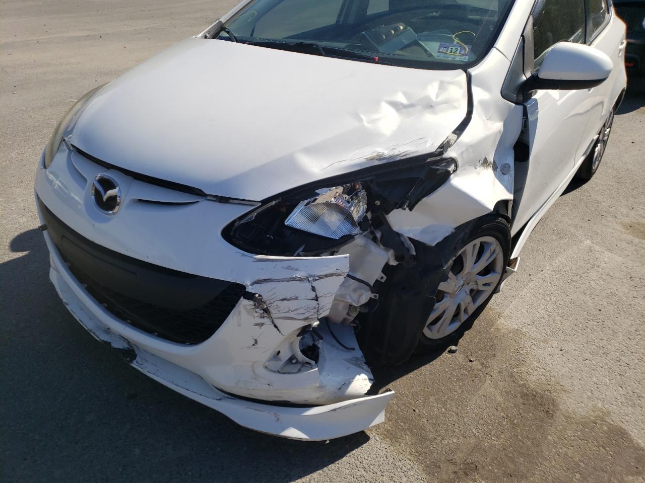 Photo 9 from auction – 2012 MAZDA MAZDA2 with VIN JM1DE1KZ7C0151751