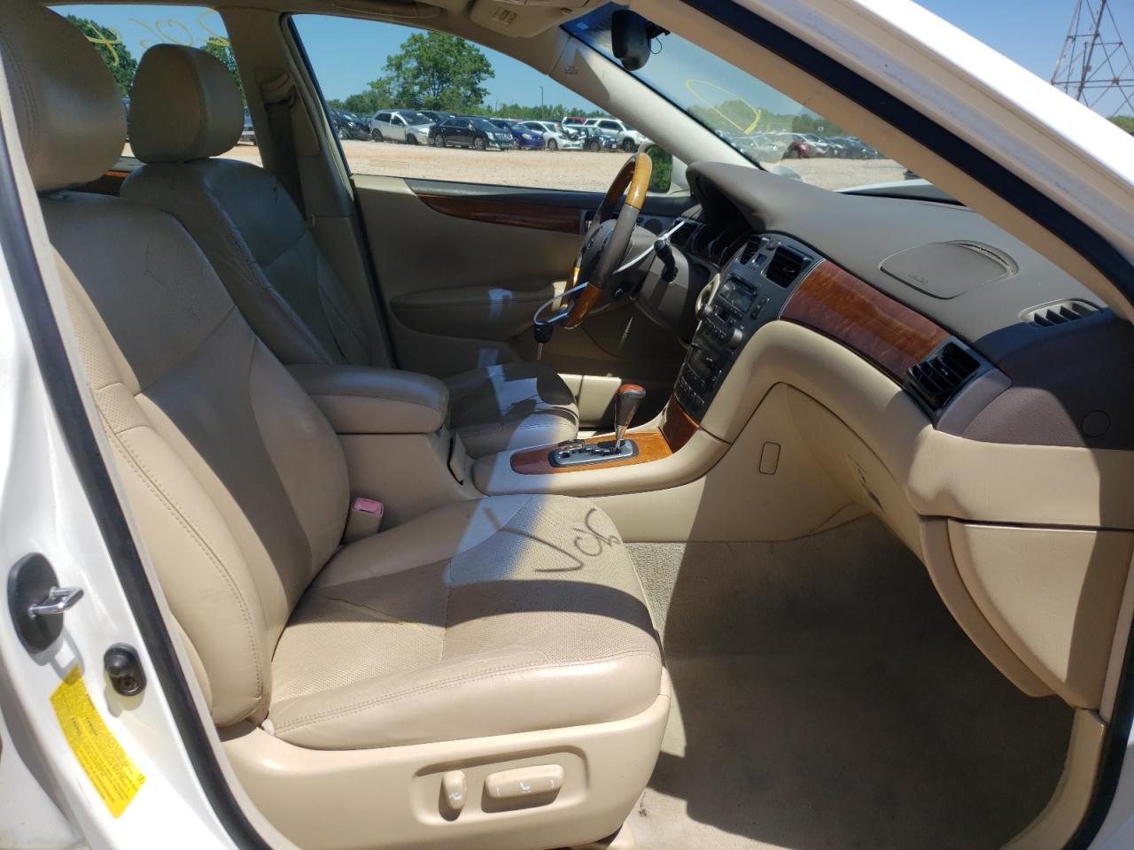 Photo 5 from auction – 2005 LEXUS ES 330 with VIN JTHBA30G255122761