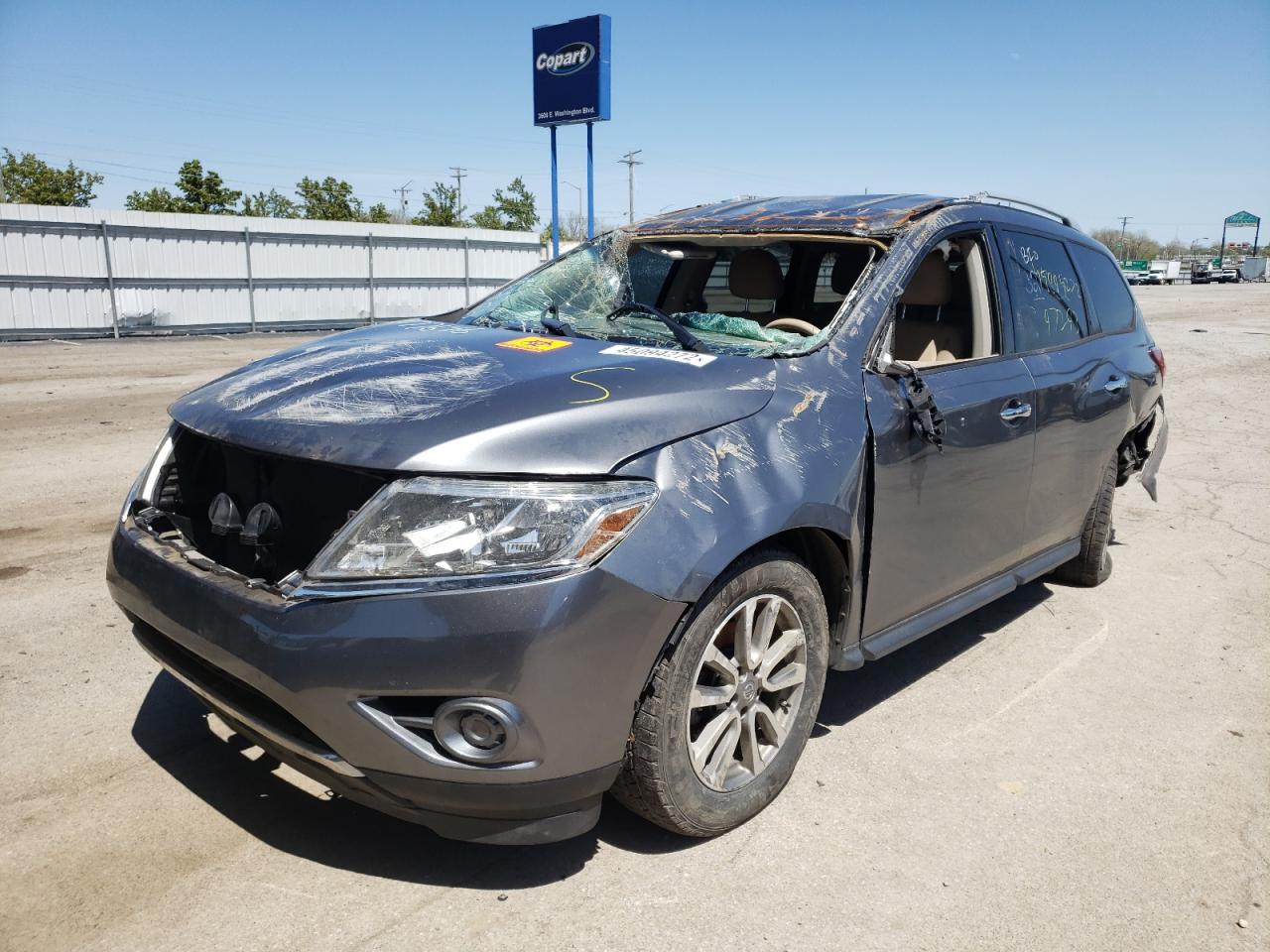 Photo 2 from auction – 2015 NISSAN PATHFINDER with VIN 5N1AR2MN1FC693708