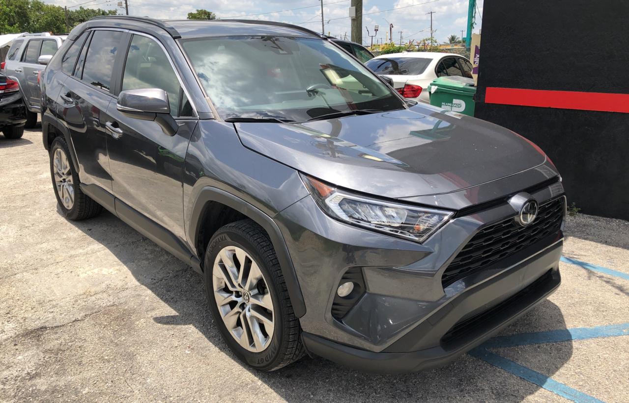 TOYOTA RAV4 XLE P 2019 with VIN JTMC1RFV5KD503052 - Photo from auction