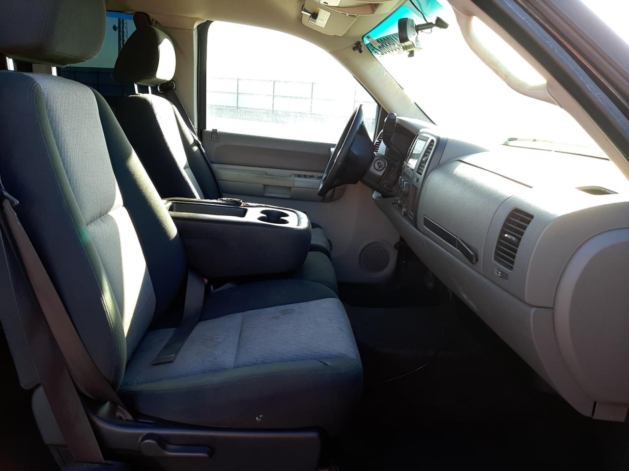 Photo 5 from auction – 2007 CHEVROLET SILVRDO LT with VIN 1GCEC19C37Z634442