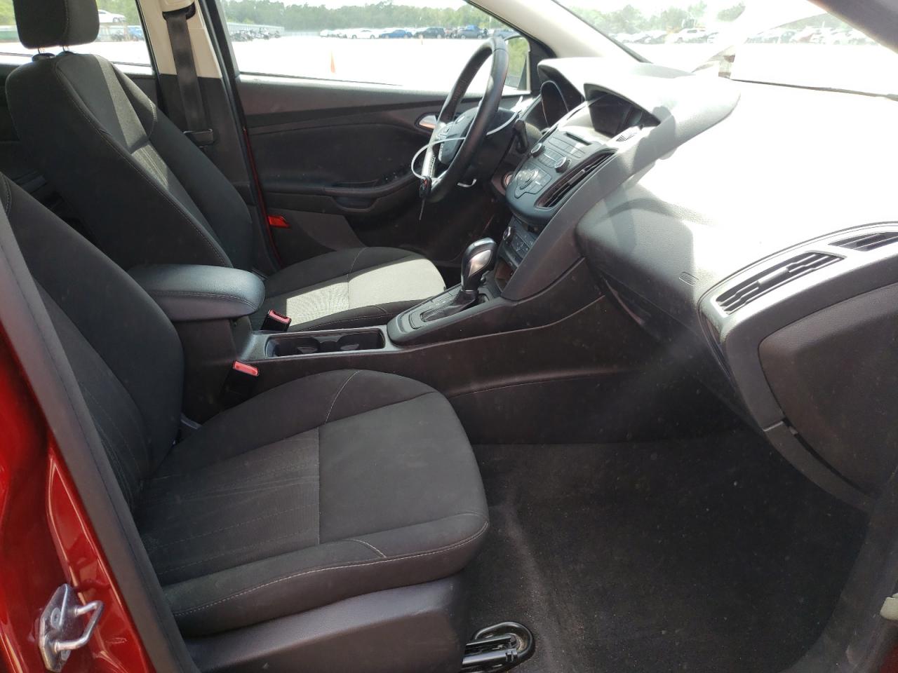 Photo 5 from auction – 2016 FORD FOCUS SE with VIN 1FADP3F27GL267092