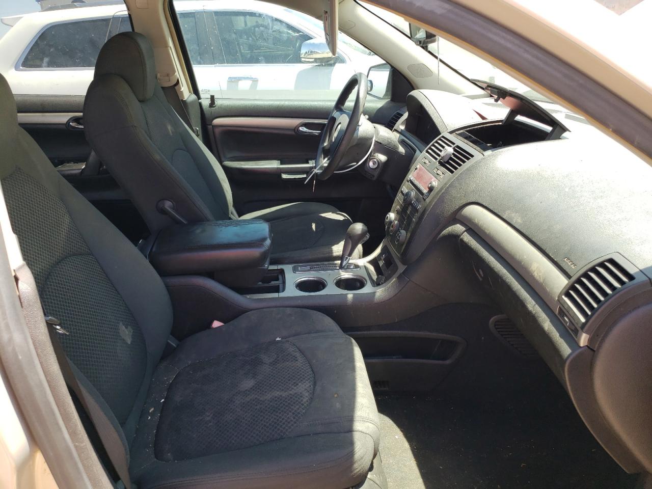 Photo 5 from auction – 2007 SATURN OUTLOOK XE with VIN 5GZER13727J126373