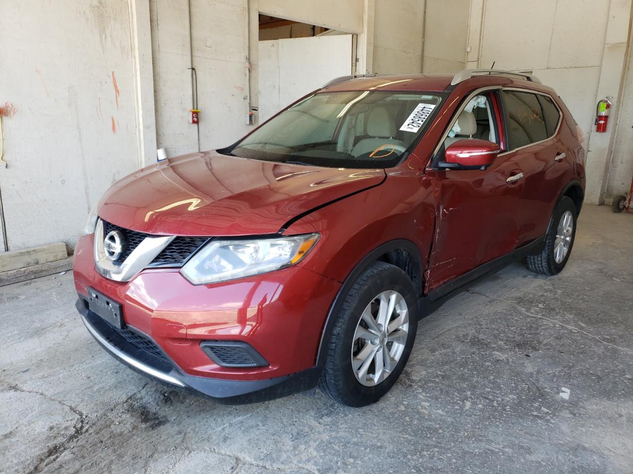 Photo 2 from auction – 2015 NISSAN ROGUE S with VIN KNMAT2MV4FP526564