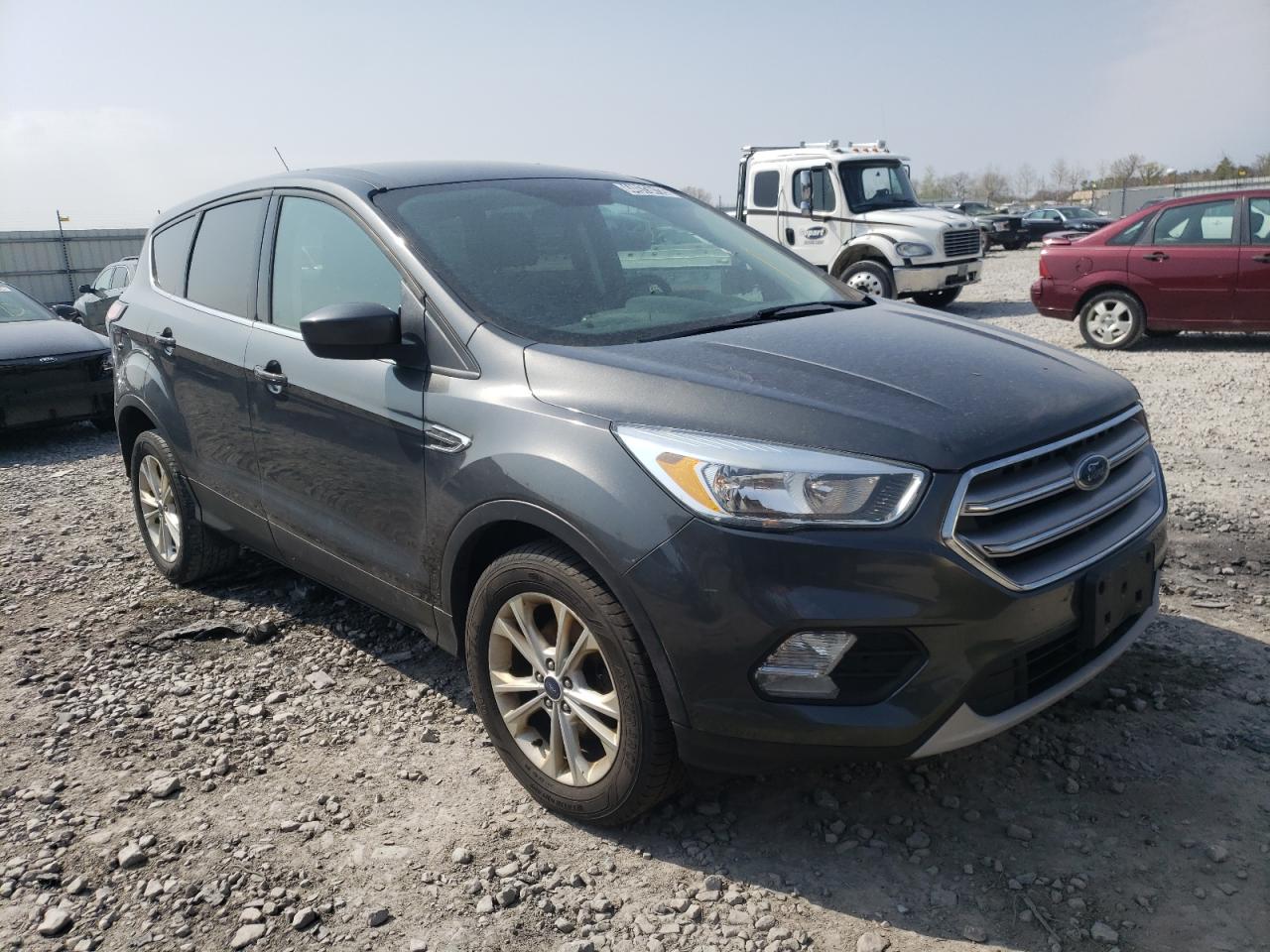 FORD ESCAPE SE 2017 with VIN 1FMCU0GD3HUA29468 - Photo from auction