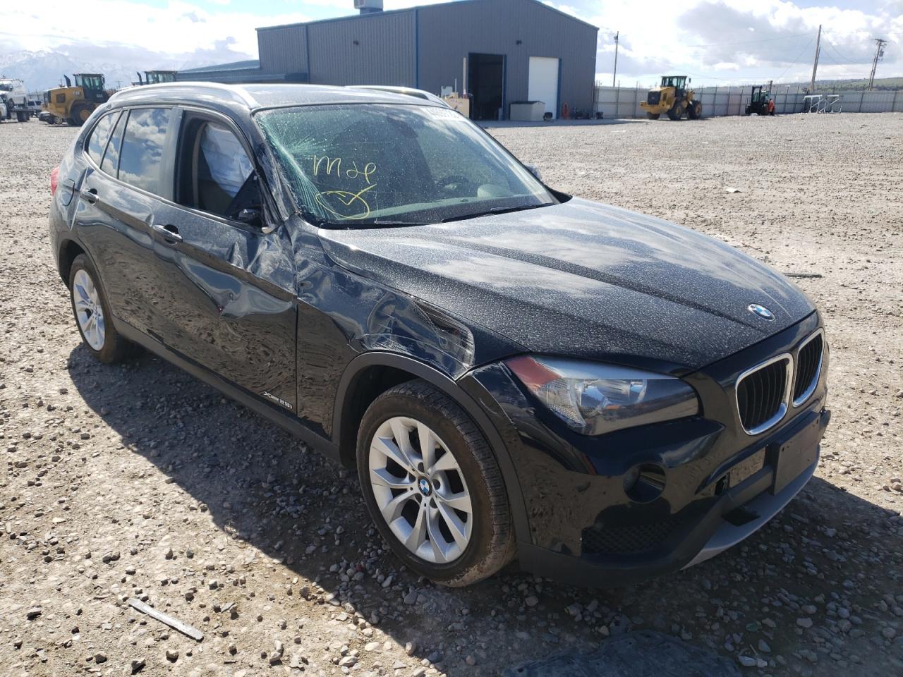 BMW X1 XDRIVE2 2013 with VIN WBAVL1C57DVR84845 - Photo from auction