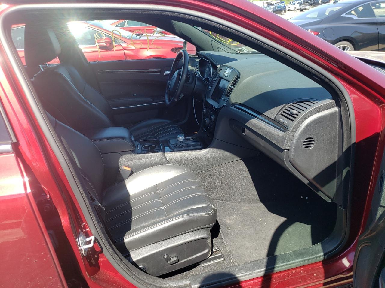 صورة رقم 5 من المزاد - 2021 CHRYSLER 300 S مع VIN 2C3CCABG4MH545595