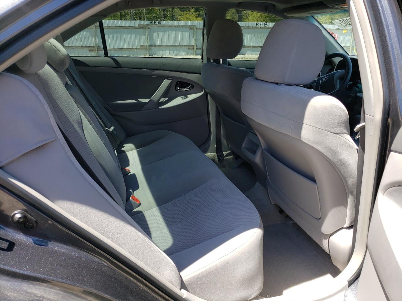 Photo 6 from auction – 2011 TOYOTA CAMRY BASE with VIN 4T1BF3EK6BU154593