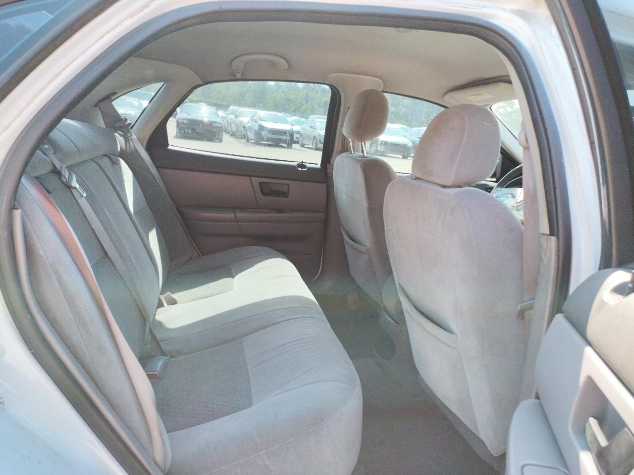 Photo 6 from auction – 2003 FORD TAURUS SES with VIN 1FAFP55203A209028