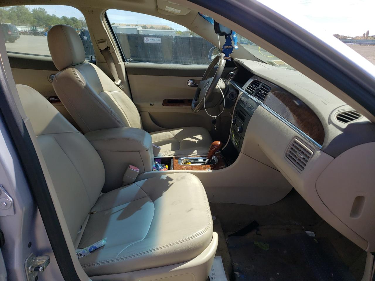 Photo 5 from auction – 2005 BUICK LACROSSE C with VIN 2G4WD532251270976