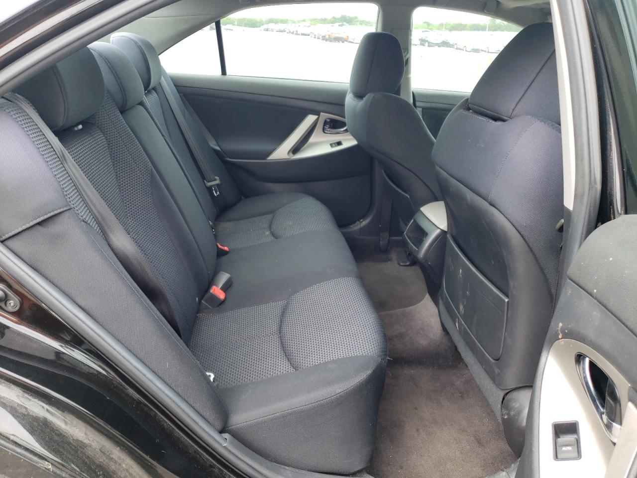 Photo 6 from auction – 2011 TOYOTA CAMRY BASE with VIN 4T1BF3EK1BU157806