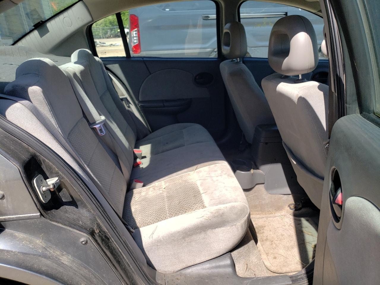 Photo 18 from auction – 2006 SATURN ION with VIN 1G8AK58B66Z161758