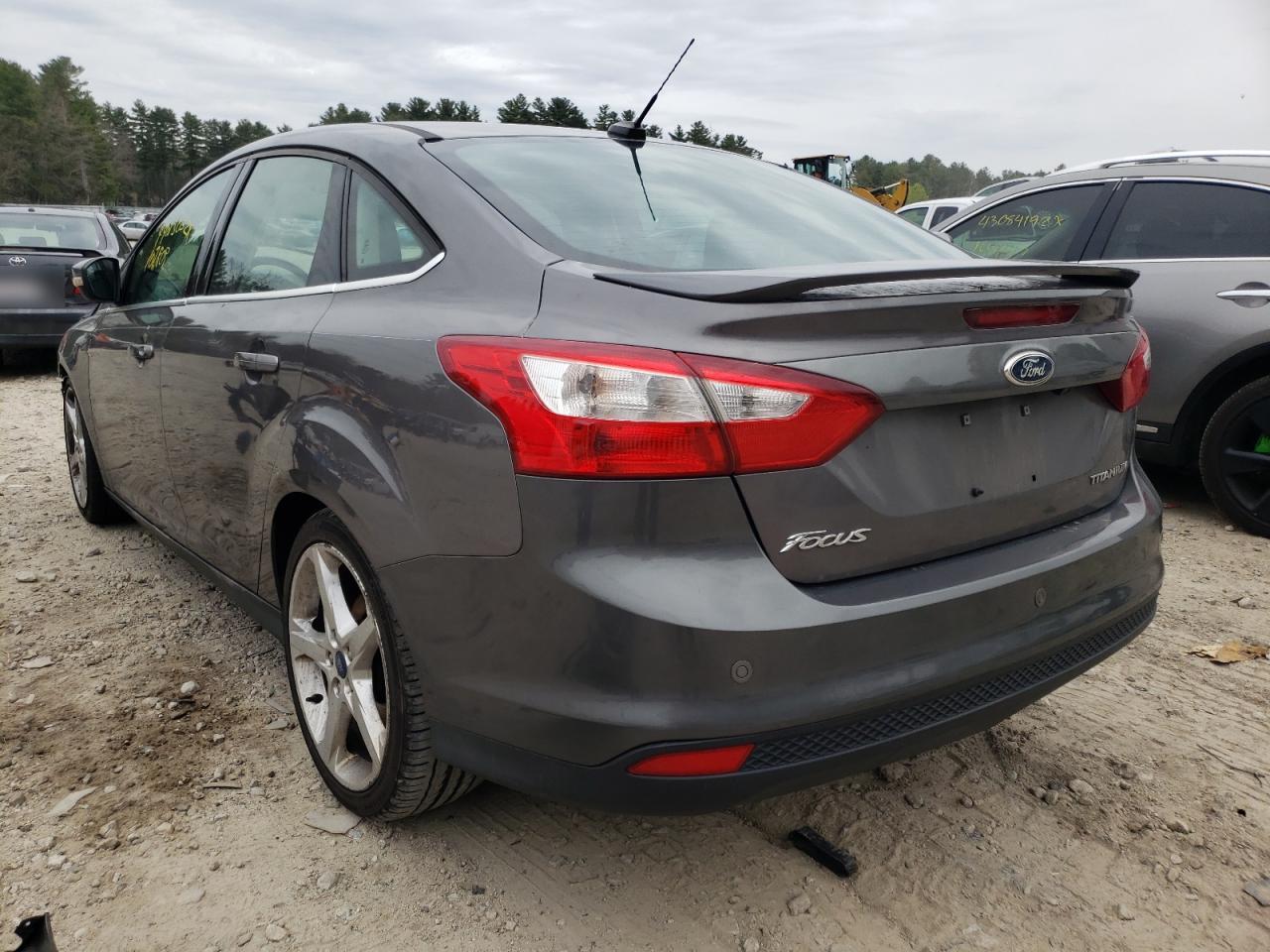 Photo 3 from auction – 2012 FORD FOCUS with VIN 1FAHP3J24CL187395
