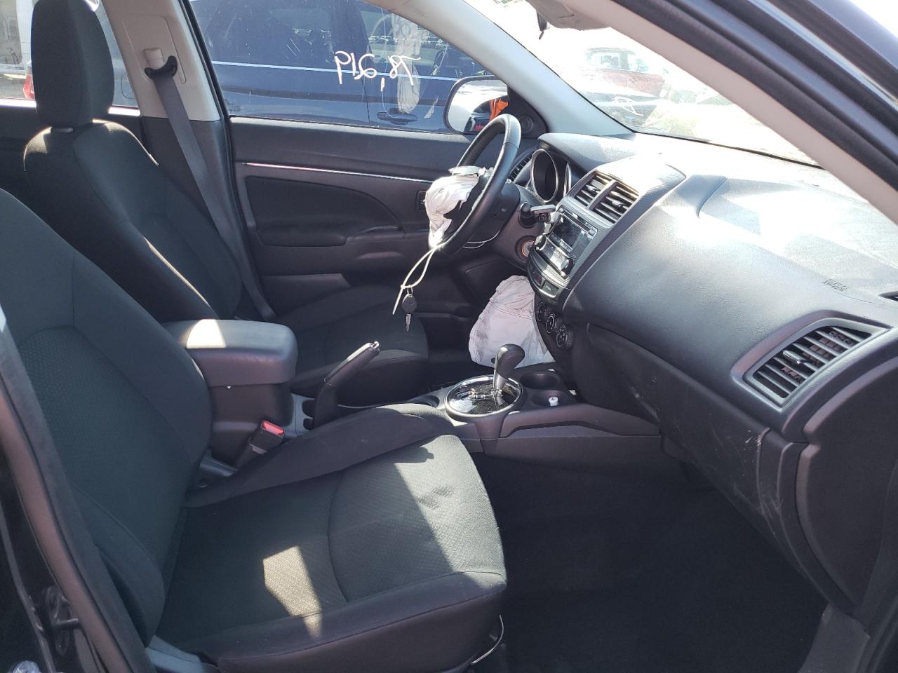 Foto 5 de la subasta – 2015 MITSUBISHI OUTLANDER con VIN 4A4AP3AU0FE014858