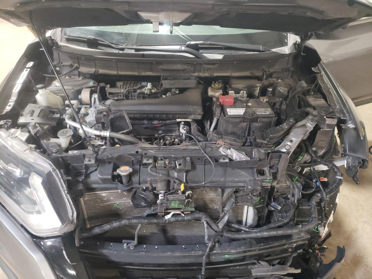Photo 7 from auction – 2018 NISSAN ROGUE S with VIN KNMAT2MV5JP569643