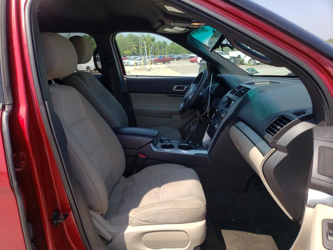 Photo 5 from auction – 2013 FORD EXPLORER with VIN 1FM5K8B82DGC90879
