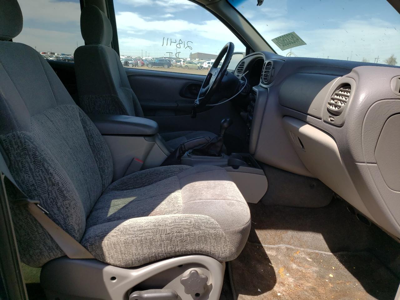 Photo 5 from auction – 2002 CHEVROLET TRAILBLAZE with VIN 1GNDT13SX22506901