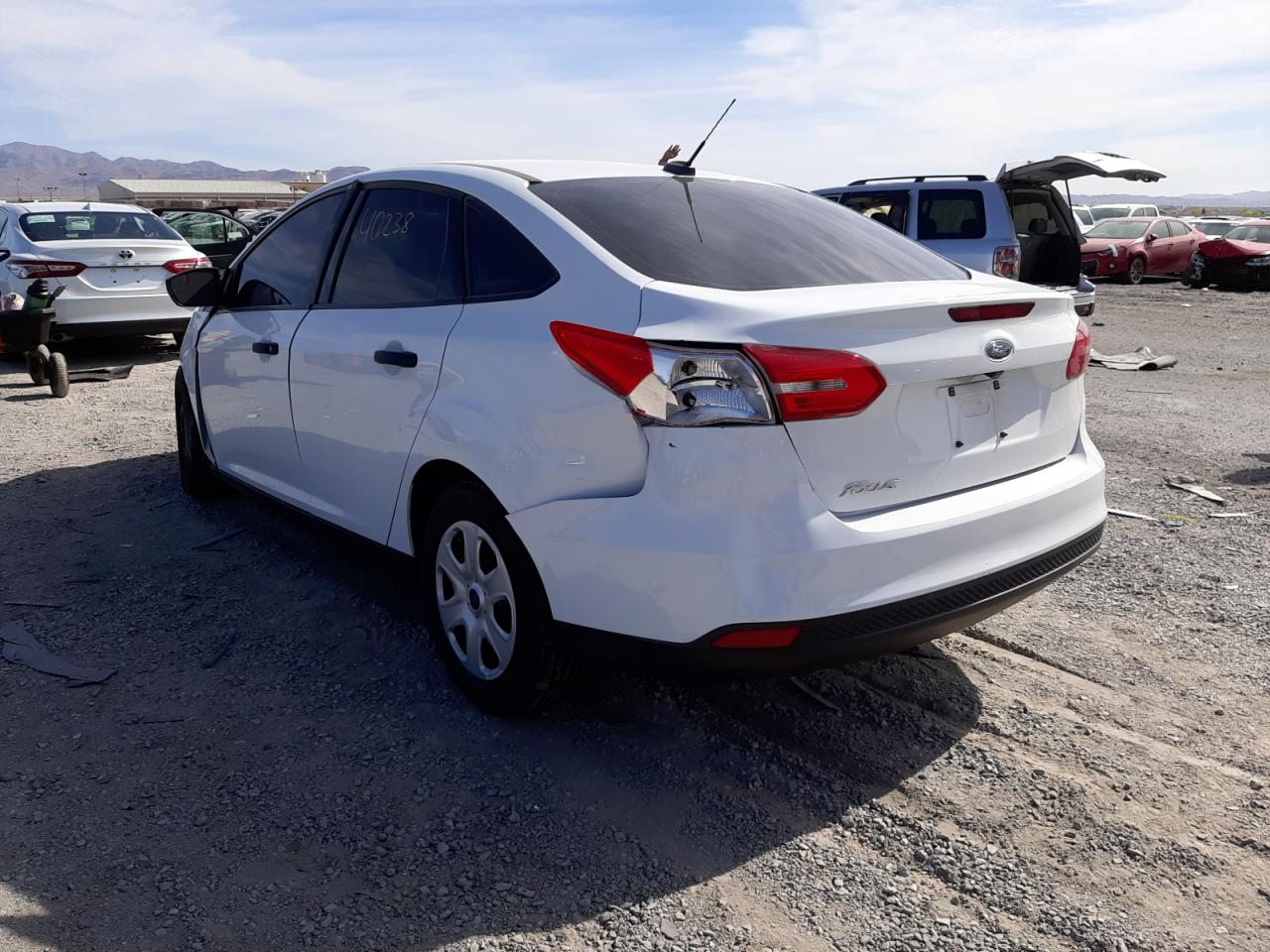 Photo 3 from auction – 2018 FORD FOCUS S with VIN 1FADP3E28JL322741