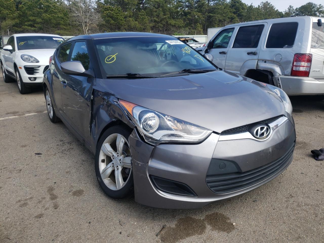 HYUNDAI VELOSTER 2014 with VIN KMHTC6AD7EU182977 - Photo from auction