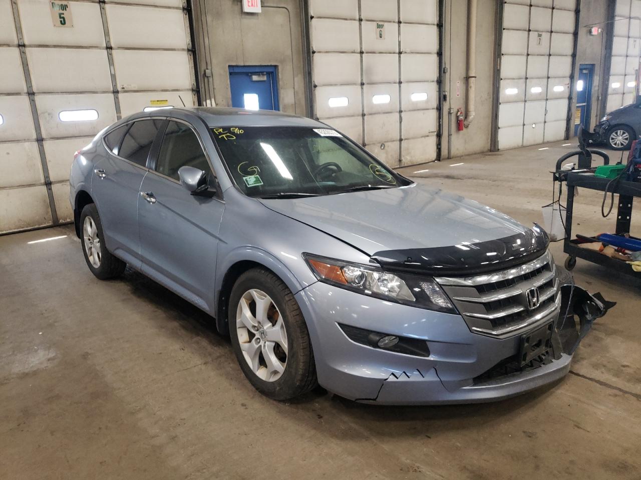 HONDA CROSSTOUR 2011 with VIN 5J6TF2H52BL000181 - Photo from auction