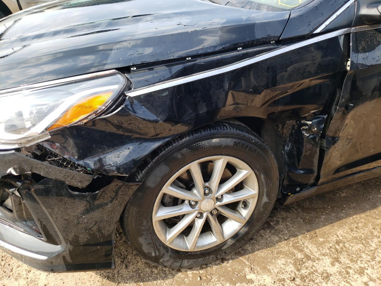 Photo 9 from auction – 2019 HYUNDAI SONATA SE with VIN 5NPE24AF2KH731500