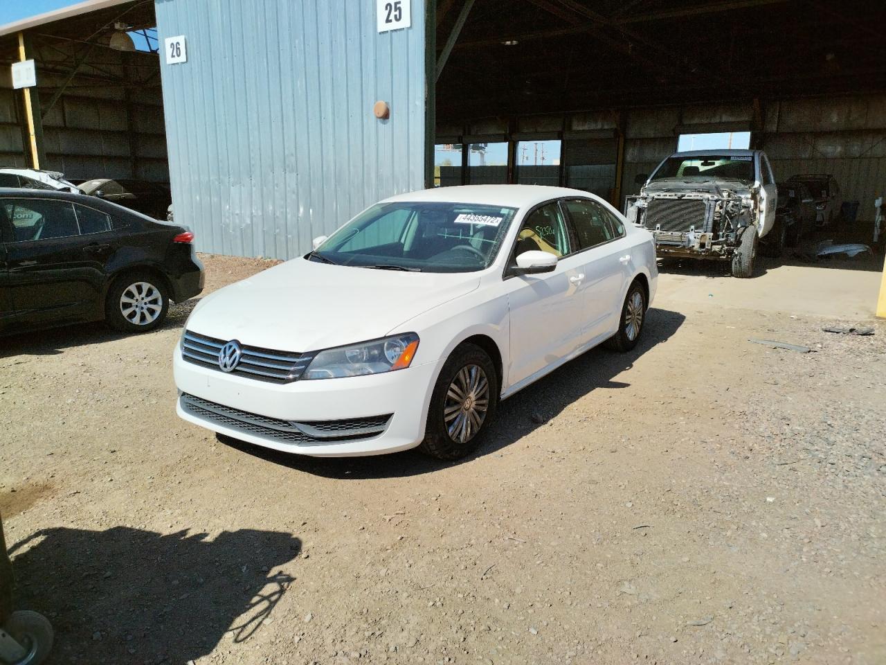 Photo 2 from auction – 2014 VOLKSWAGEN PASSAT S with VIN 1VWAT7A35EC023841