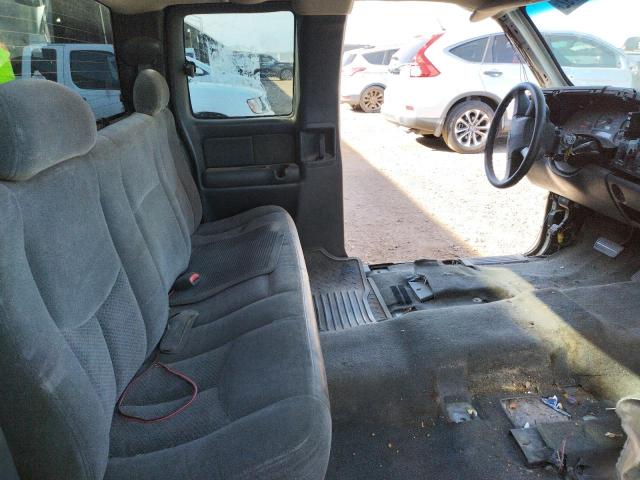Photo 6 from auction – 2004 CHEVROLET SILVERADO with VIN 2GCEC19V341282419