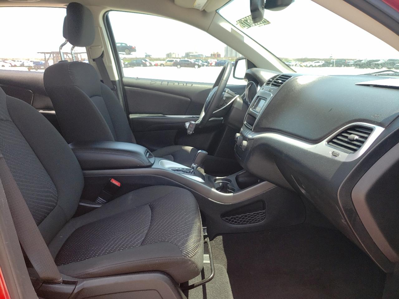 Photo 5 from auction – 2019 DODGE JOURNEY SE with VIN 3C4PDCBB2KT758835