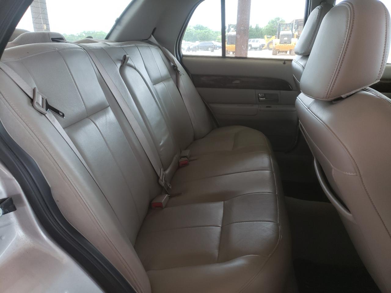 Photo 6 from auction – 2008 MERCURY GRAND MARQ with VIN 2MEFM74V48X605955