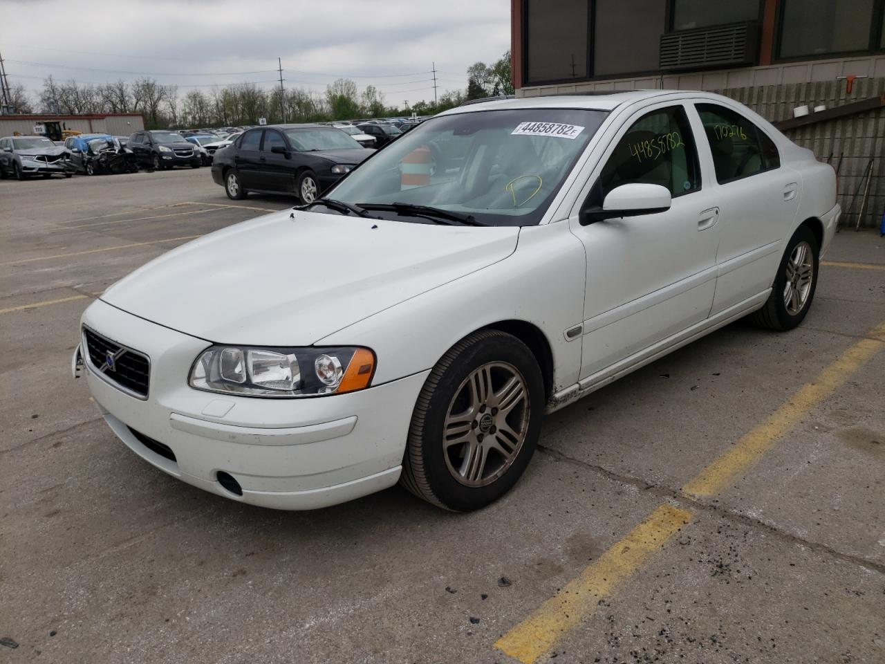 Photo 2 from auction – 2005 VOLVO S60 with VIN YV1RS612852442809