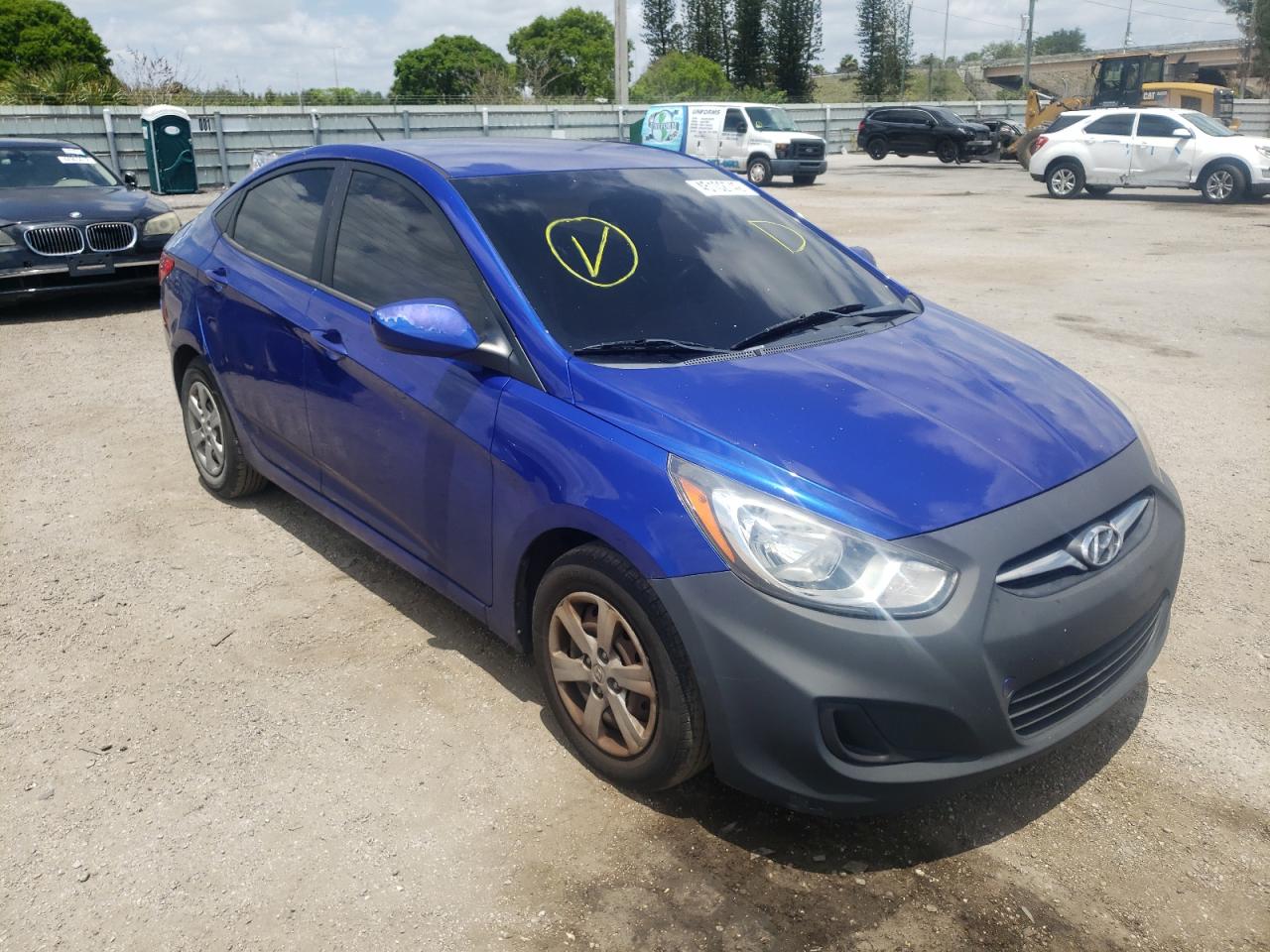 HYUNDAI ACCENT GLS 2013 with VIN KMHCT4AE1DU369031 - Photo from auction