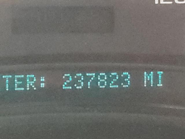 Photo 8 from auction – 2004 CHEVROLET SILVERADO with VIN 2GCEK13T741362607