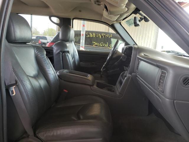 Photo 5 from auction – 2004 GMC NEW SIERRA with VIN 2GTEK13T141401045