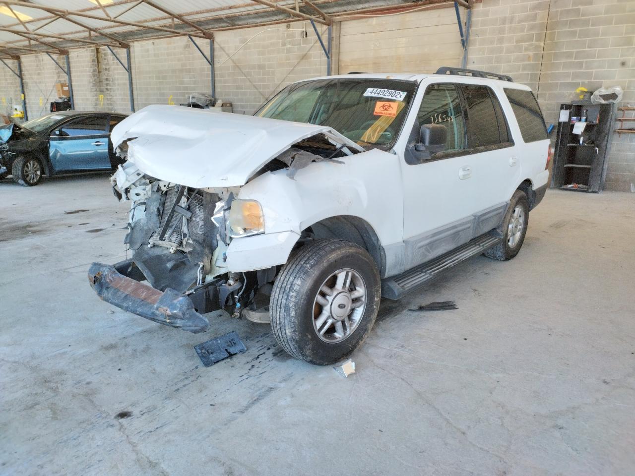 Photo 2 from auction – 2006 FORD EXPEDITION with VIN 1FMPU15506LA55757