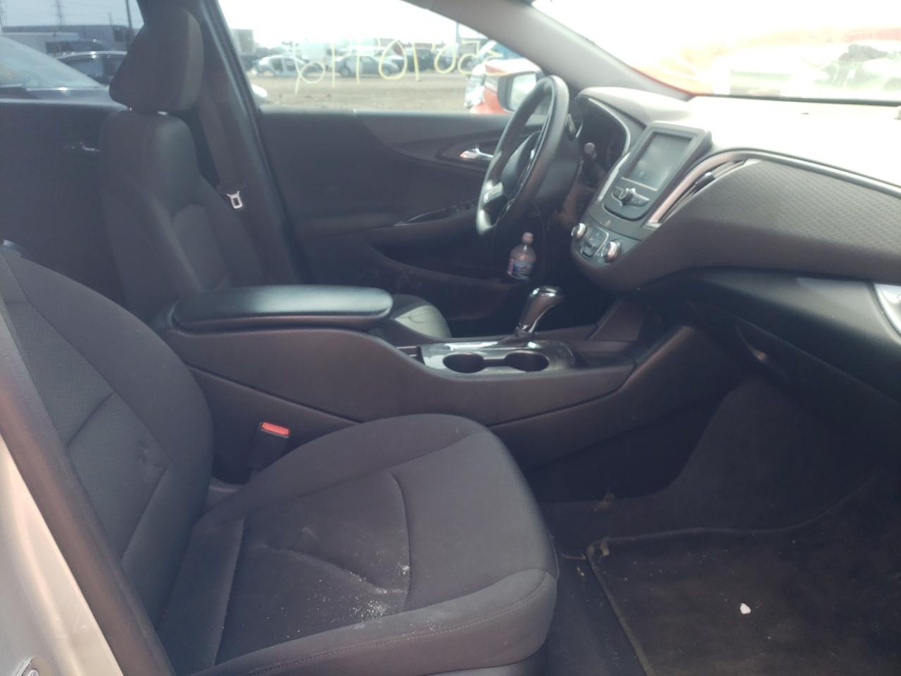 Photo 5 from auction – 2017 CHEVROLET MALIBU LS with VIN 1G1ZB5ST9HF113758