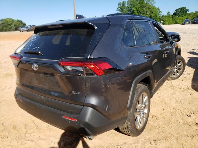 Photo 4 from auction – 2021 TOYOTA RAV4 XLE P with VIN 2T3C1RFVXMC171942