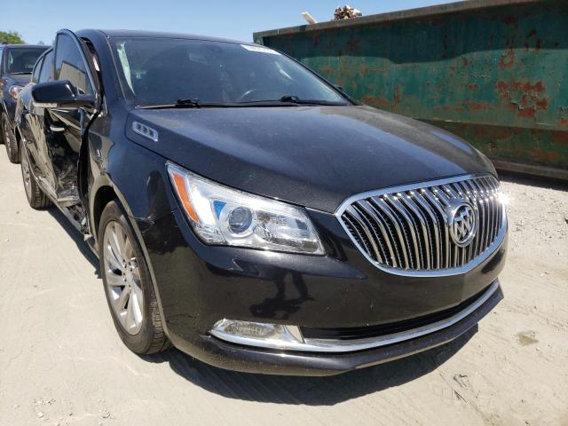 BUICK LACROSSE 2016 with VIN 1G4GB5G31GF201432 - Photo from auction