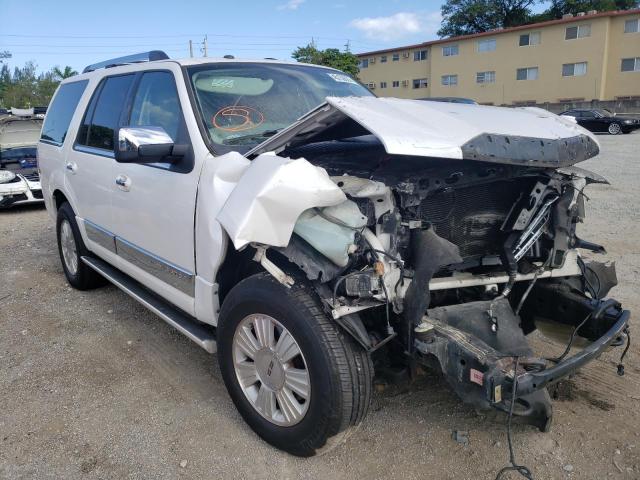 Photo 4 from auction – 2011 LINCOLN NAVIGATOR with VIN 5LMJJ2H57BEJ02469
