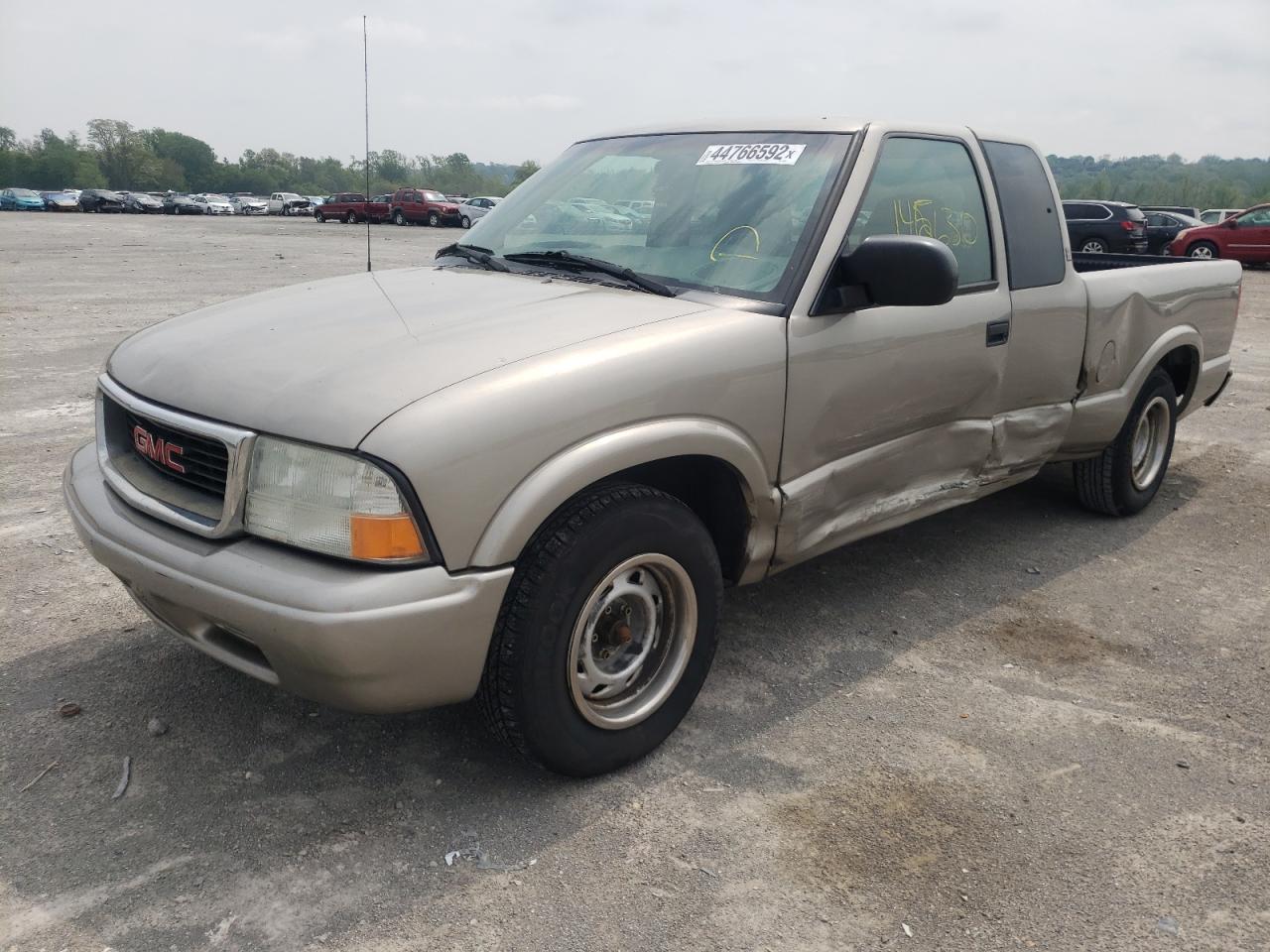 Photo 2 from auction – 2003 GMC SONOMA with VIN 1GTCS19X138174436