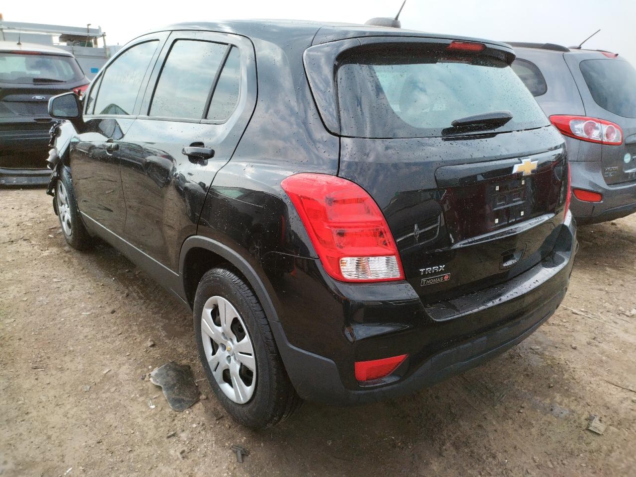 Photo 16 from auction – 2017 CHEVROLET TRAX LS with VIN 3GNCJKSB1HL266282